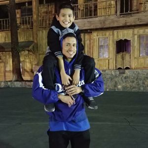 Meet your Posher, Robert